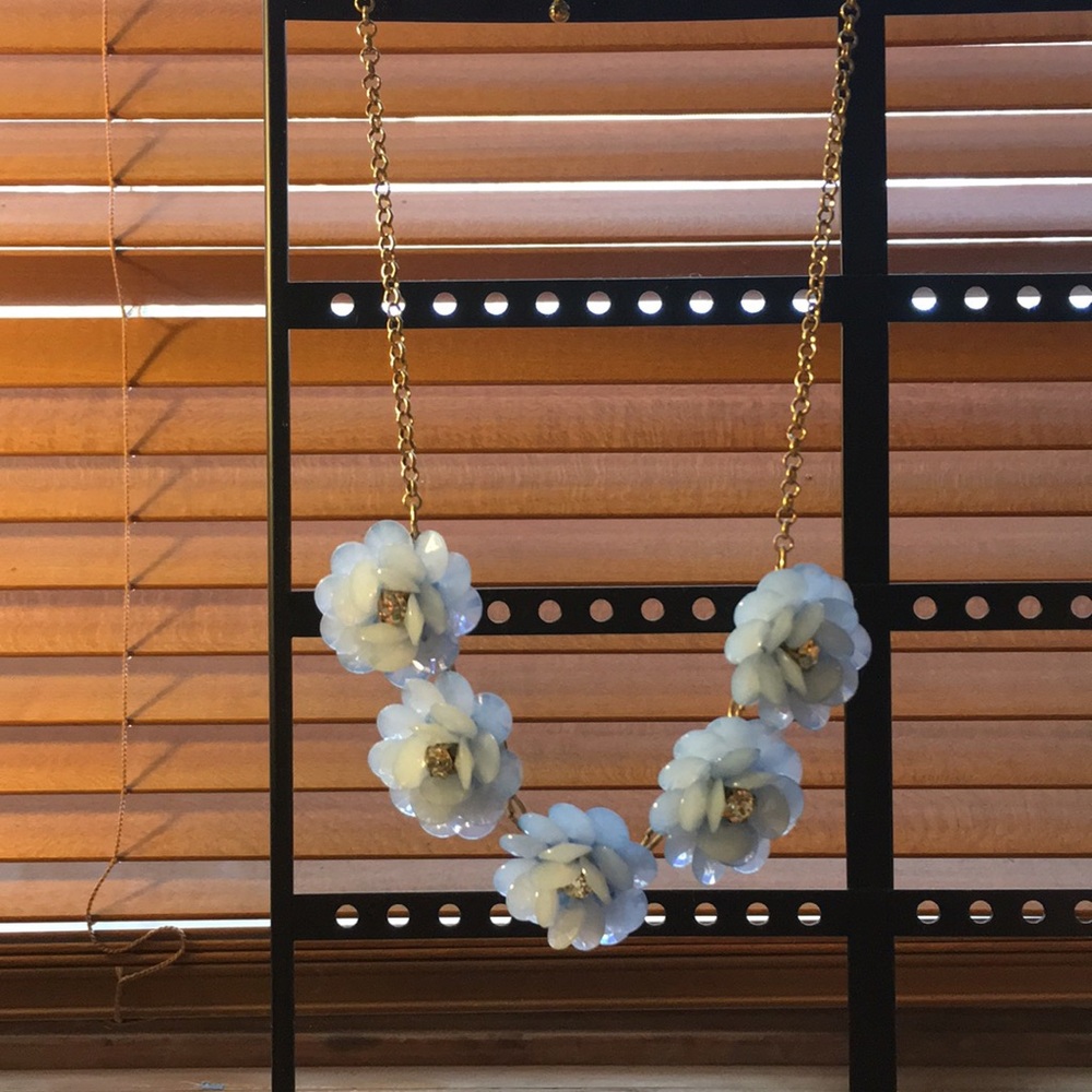 Blue floral necklace